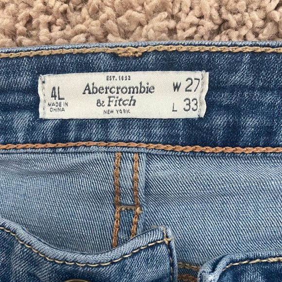 Abercrombie Skinny Jeans - Picture 3 of 3